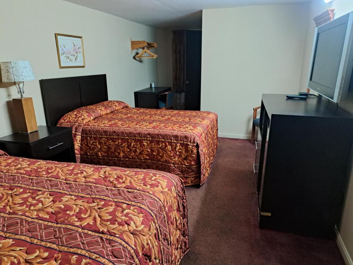 Pennswoods Inn 曼海姆 外观 照片